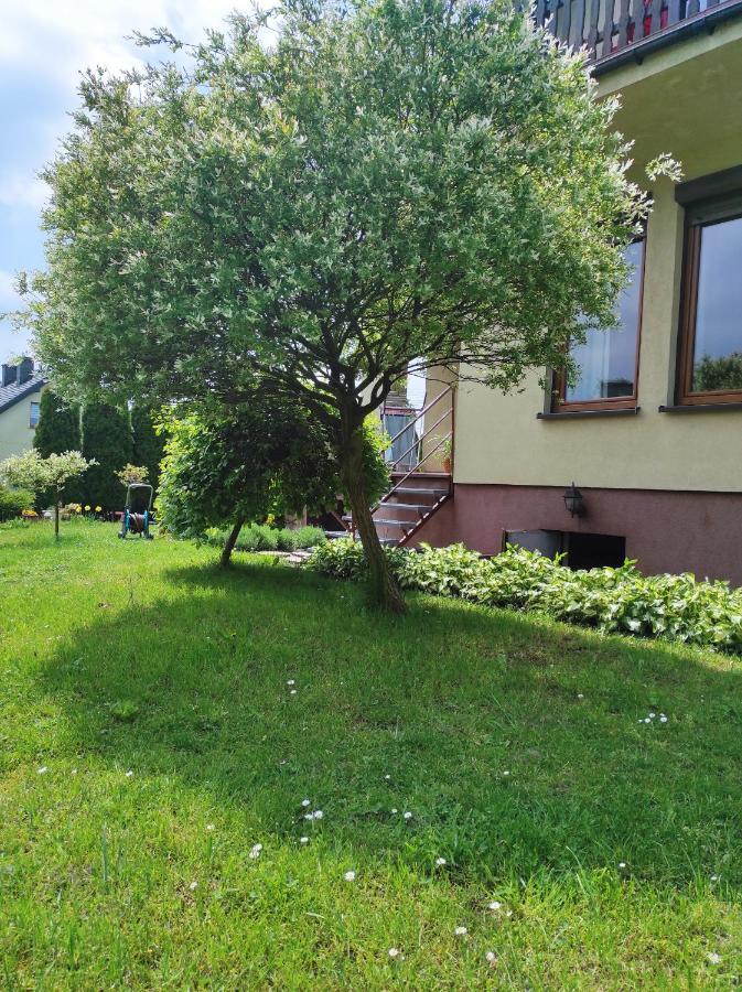 Przyjazny Domek Tarnowskie Góry Exteriör bild